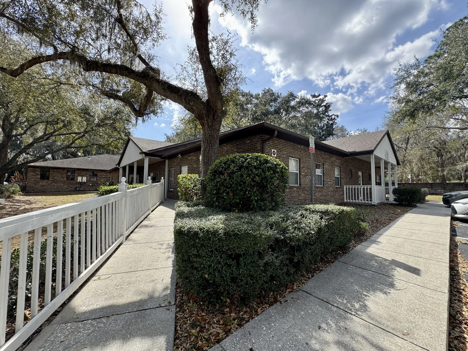 Commercial Roofing Along Newberry Road, Gainesville, FL
